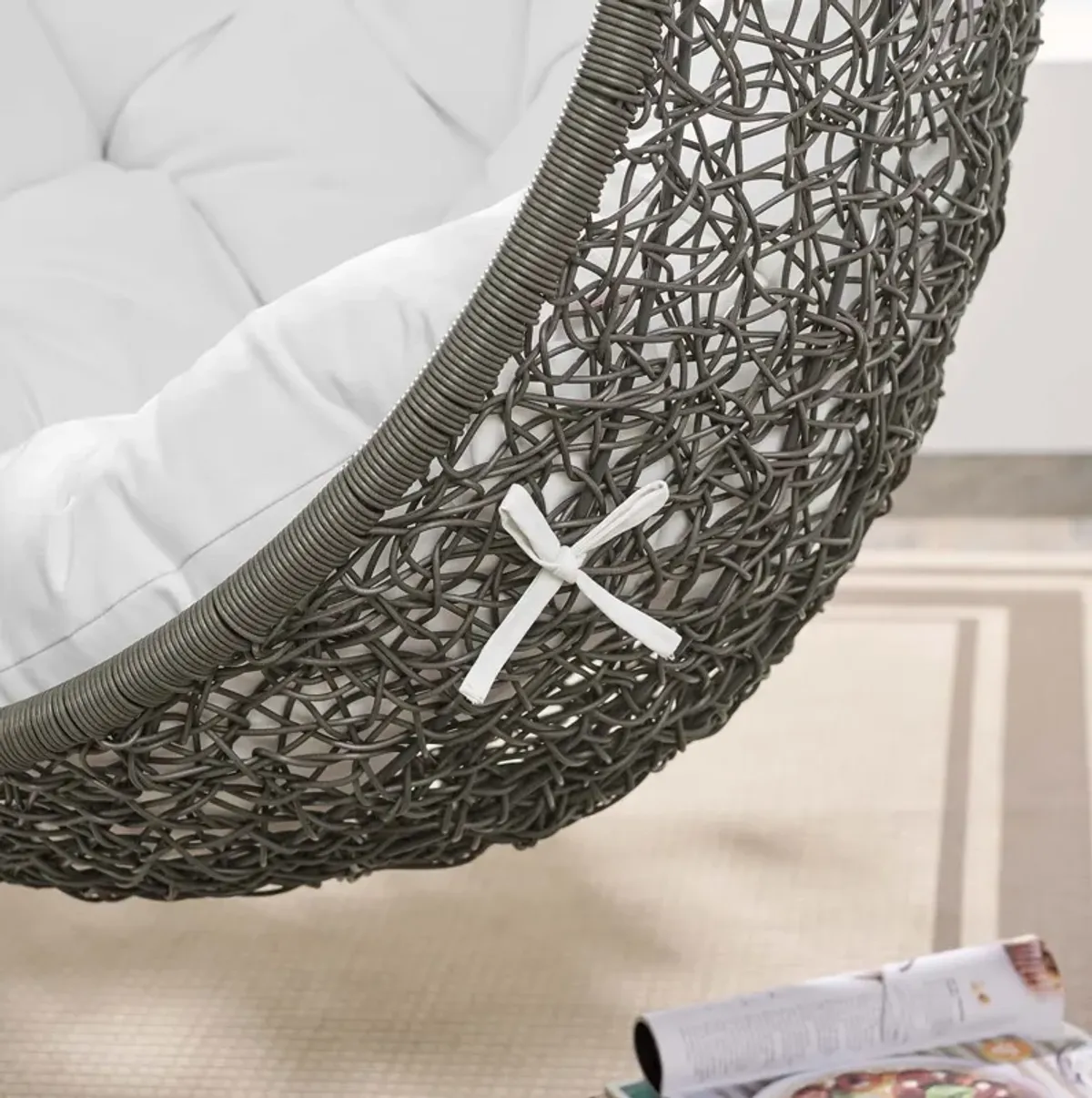 Hide Outdoor Swing Chair 