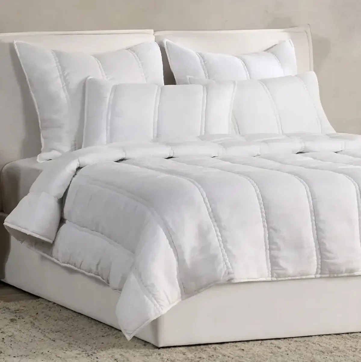 Rowen Sustainable Fabric Cloud White King Quilt