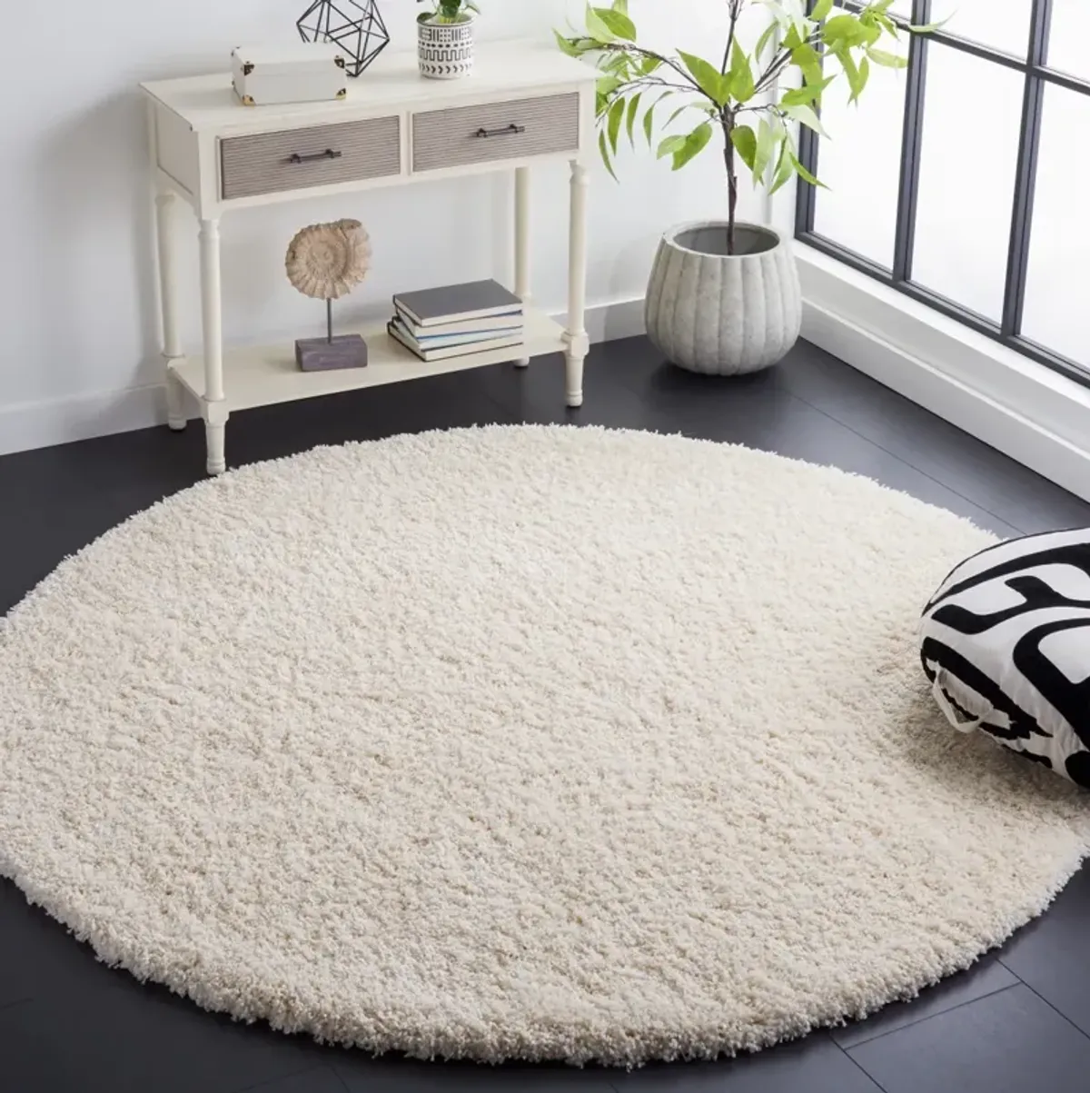 SANTA MONICA SHAG 725 IVORY 3' x 3' Round Round Rug