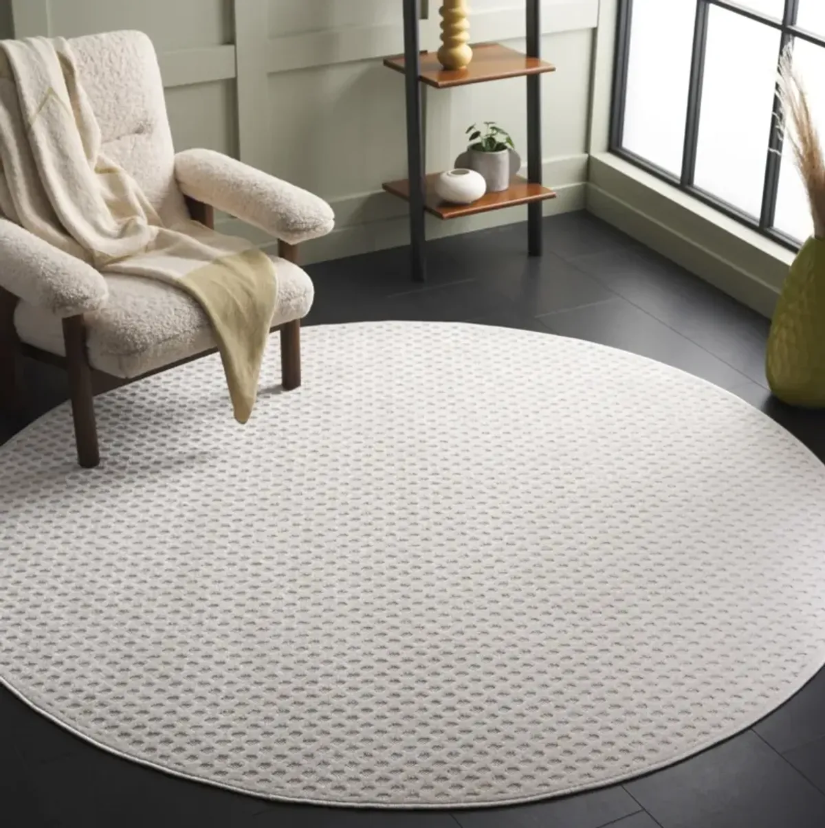 STELLA 106 IVORY 6'-7' x 6'-7' Round Round Rug