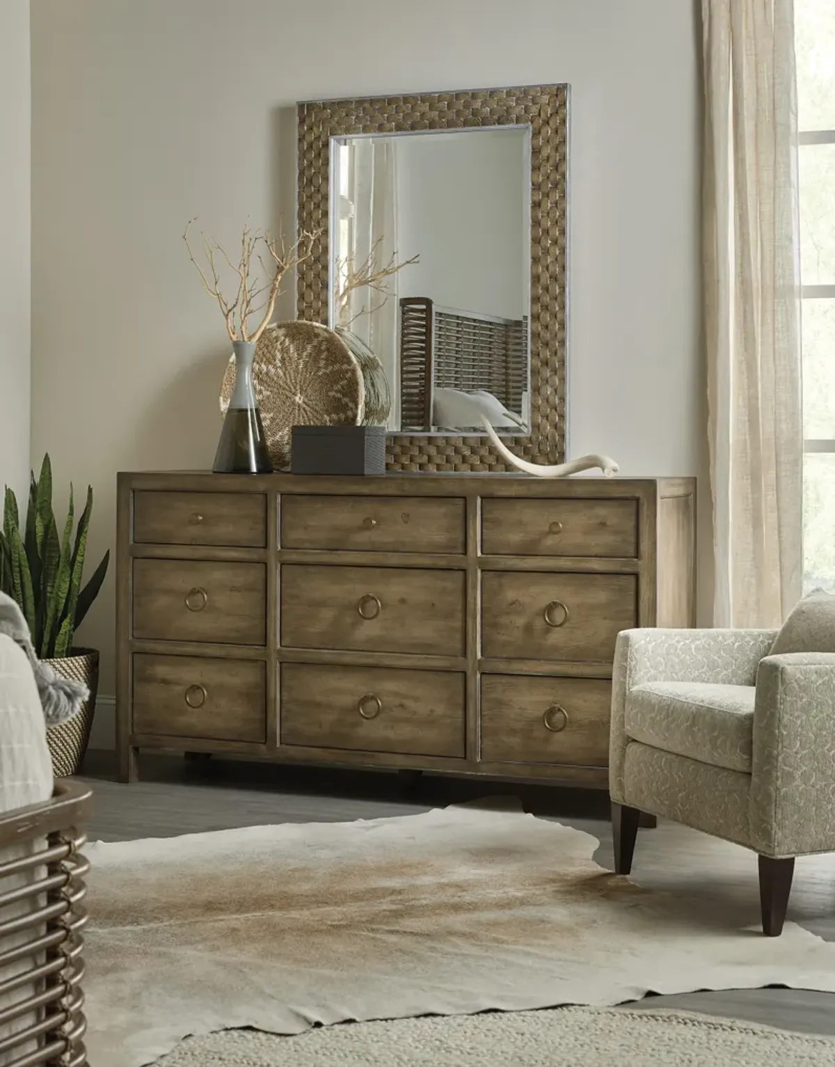 Sundance 9-Drawer Dresser