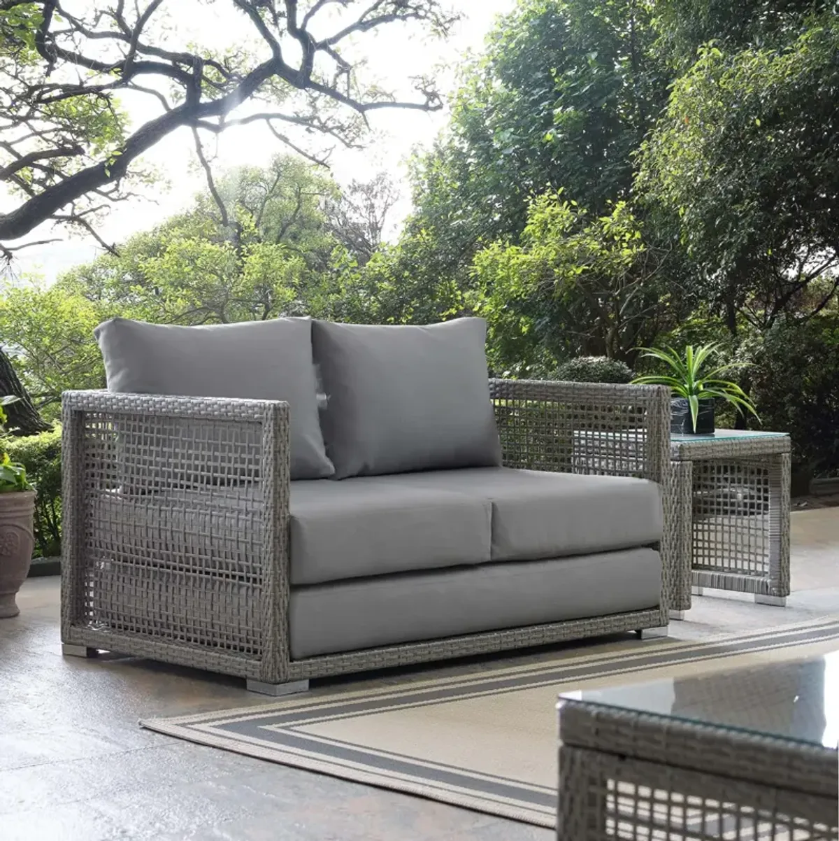 Aura Outdoor Loveseat