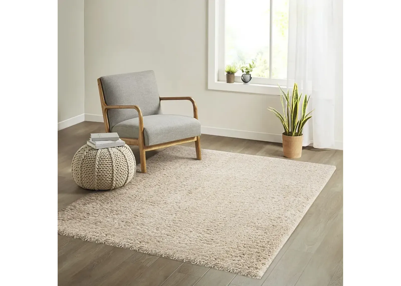 Madison Park Camdyn Cream Super Soft Polyester Shag Area Rug