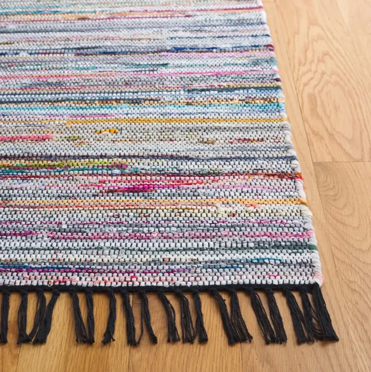 RAG RUG 301 BLACK  2'-3' x 8' Runner Rug