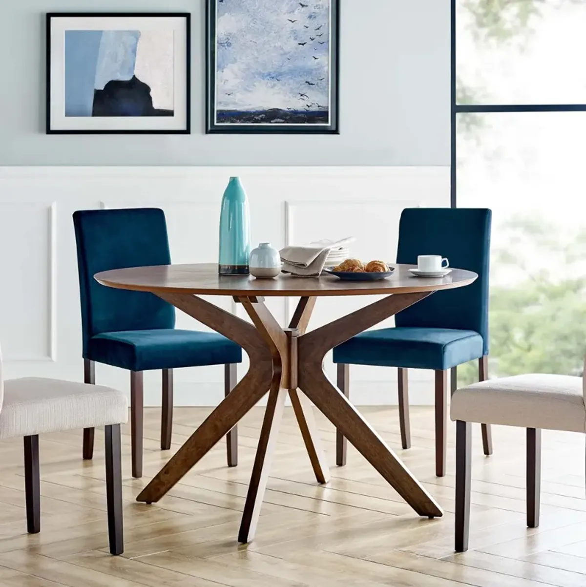 Crossroads 47" Round Wood Dining Table