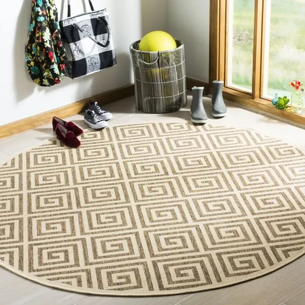 LINDEN 129 Collection LND129D-6R Beige / Cream 6'-7" X 6'-7" Round