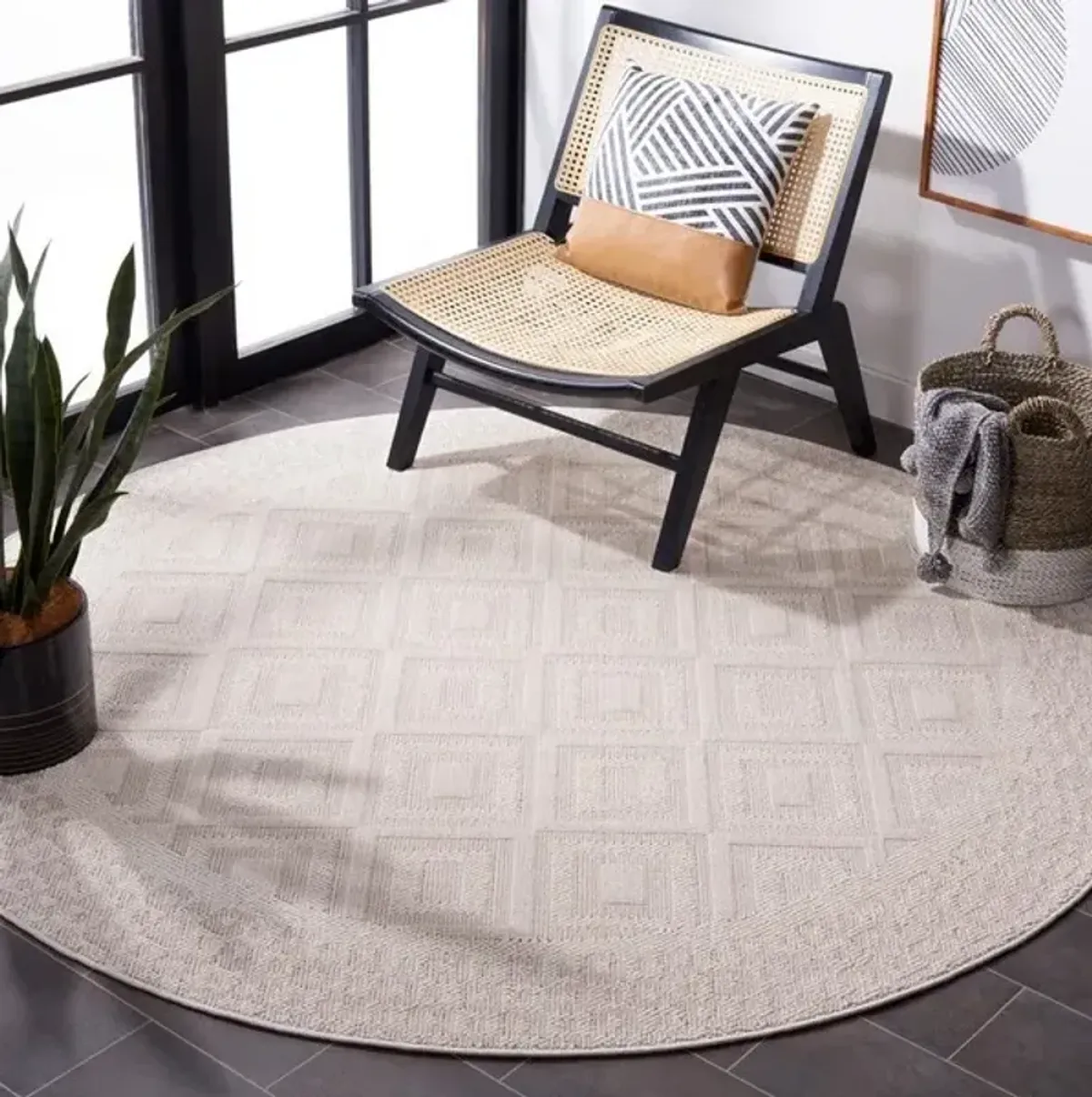 TRENDS 106 Beige 6'-7' X 6'-7' Round Round Rug