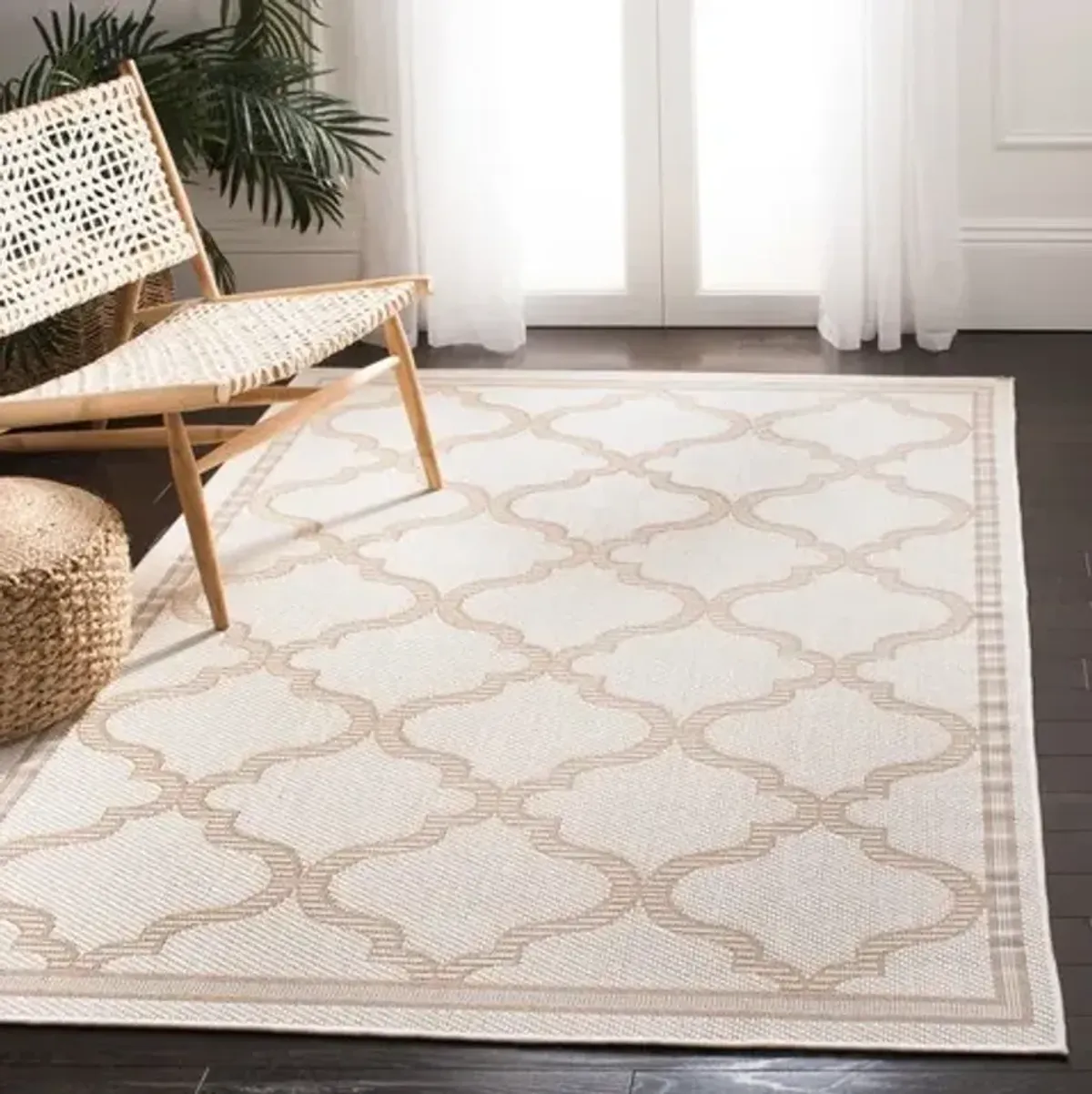 Safavieh BERMUDA 800 Collection BMU810C-5 Ivory / Beige 5'-3" X 7'-6"