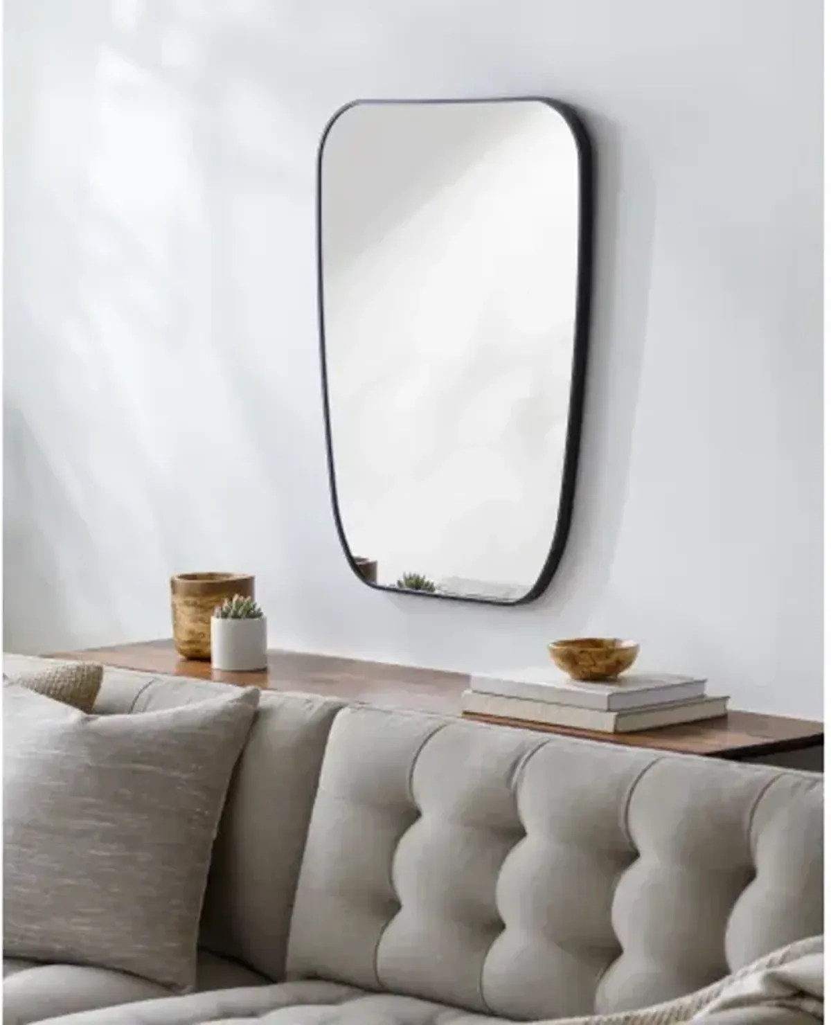 Aranya RAY-046 32"H x 24"W x 1"D Accent Mirror