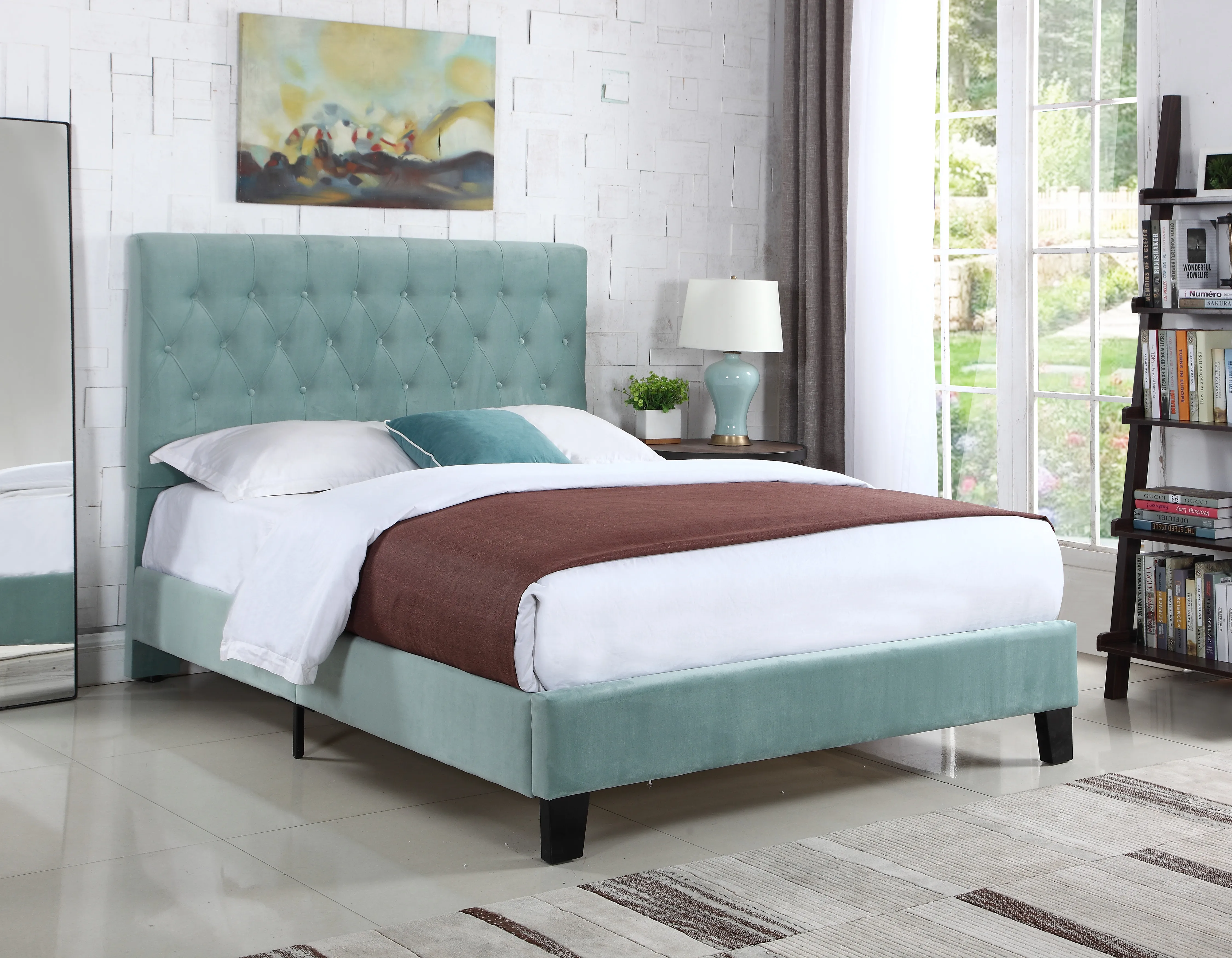 Amelia Cal King Upholstered Bed