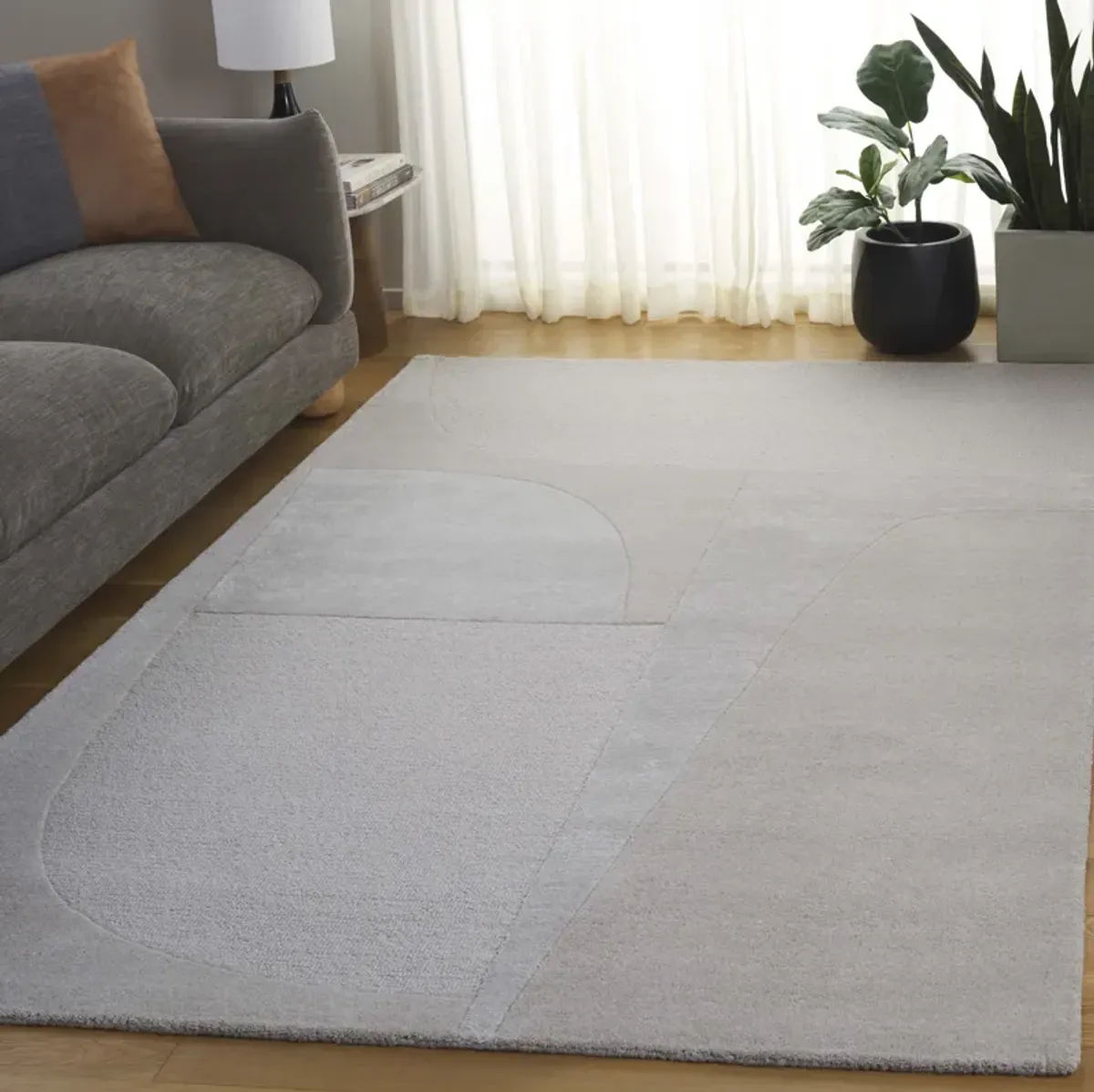 FIFTH AVENUE Hand Tufted 4' x 6' area rug