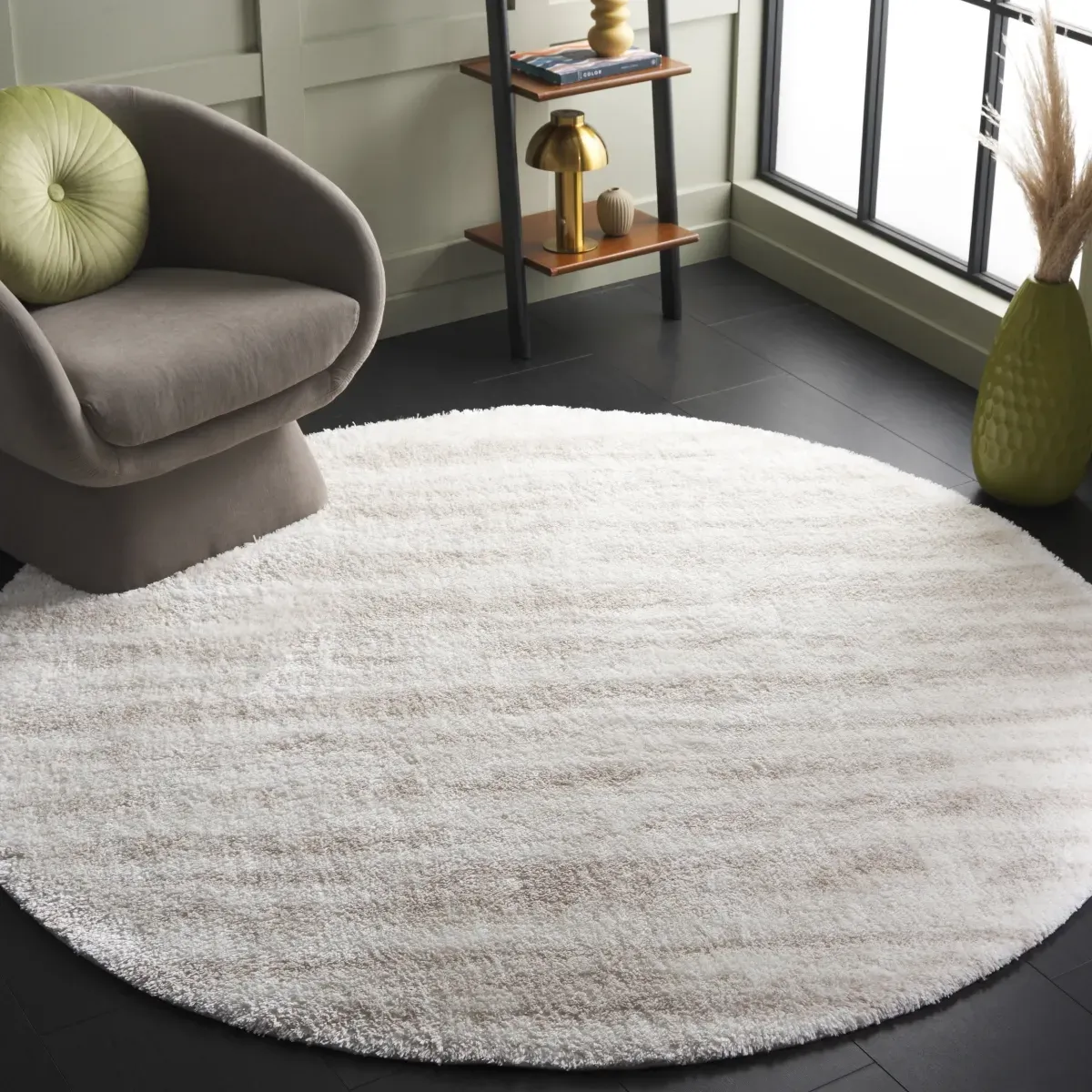 TAHOE SHAG 686 IVORY  6'-7' x 6'-7' Round Round Rug