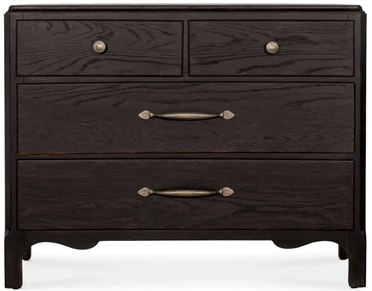 Americana Bachelor Chest