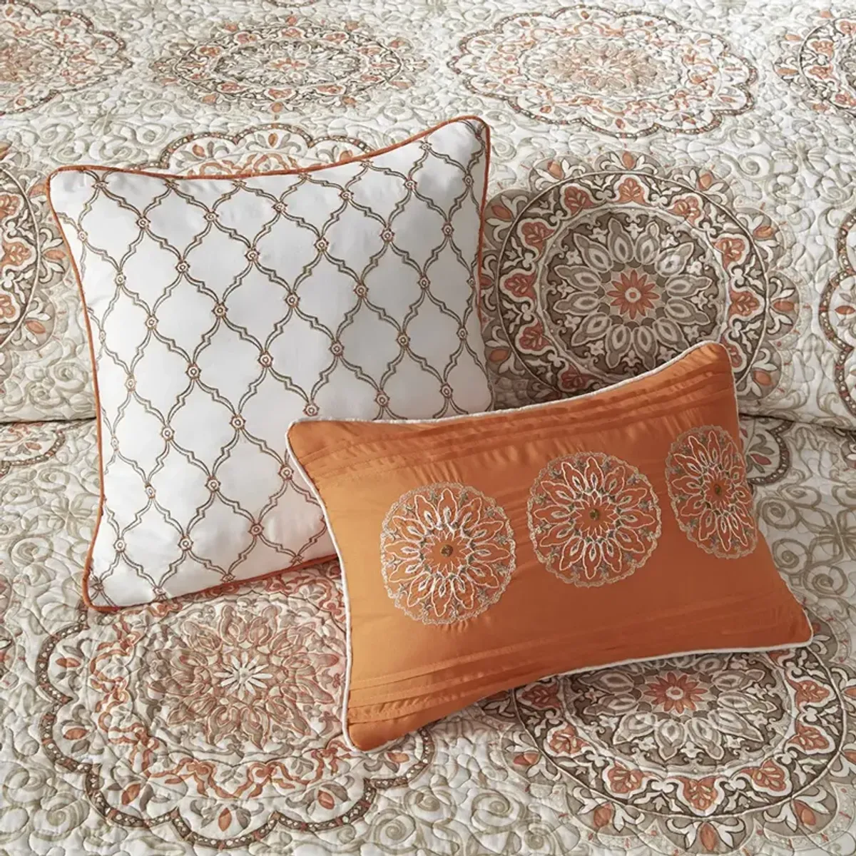 Madison Park Tangiers Orange 6 Piece Reversible Quilt Set with Throw Pillows