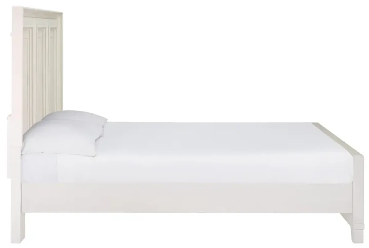 Montauk Weathered White Queen Panel Bed