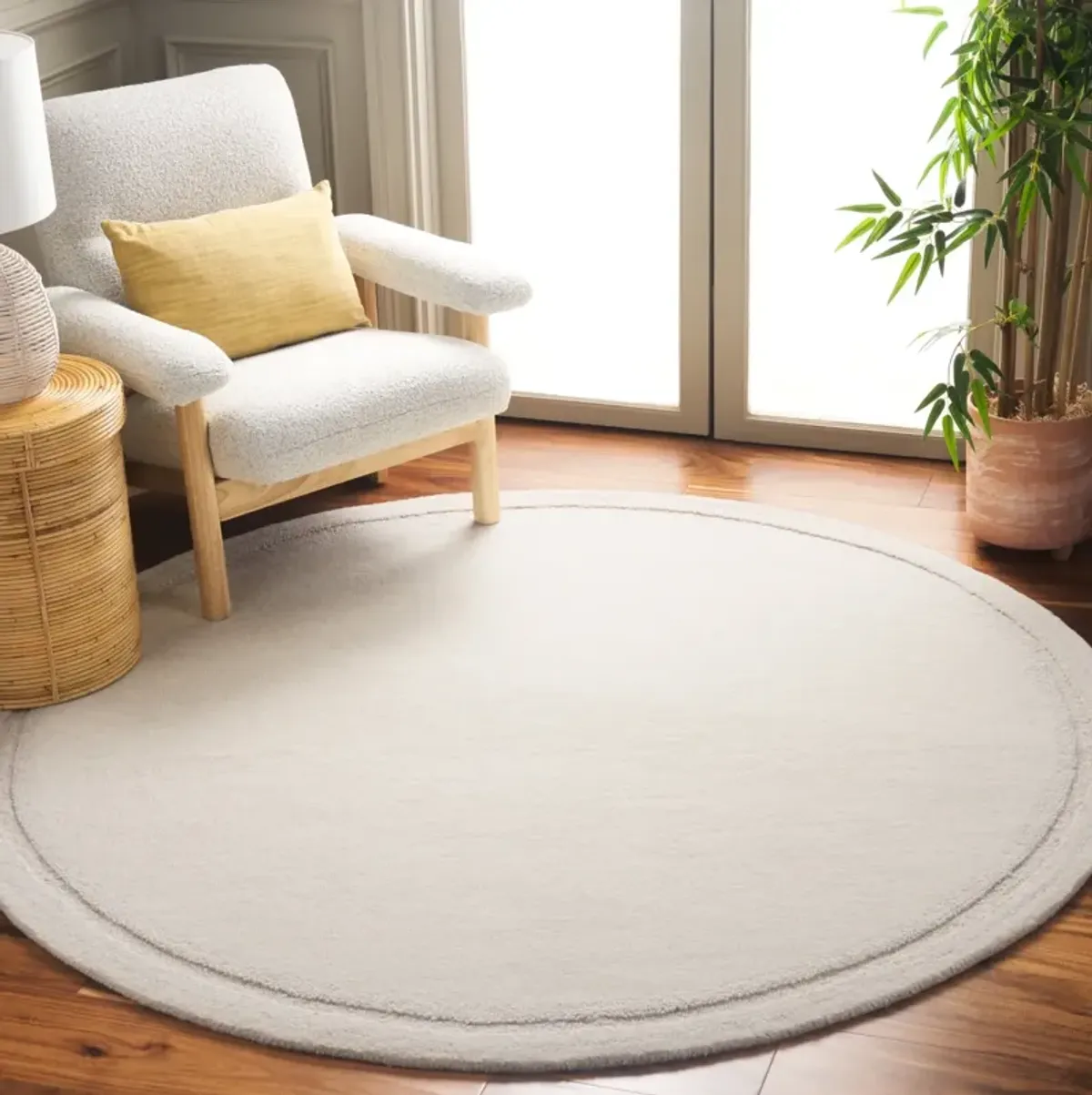 METRO 912 IVORY 6' x 6' Round Round Rug