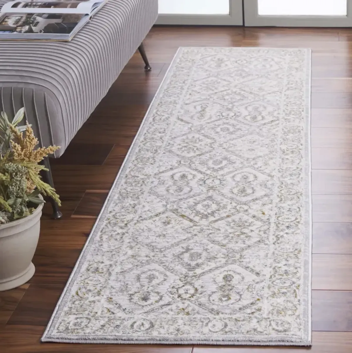 EASTON 102 IVORY  2' x 8' Runner Rug