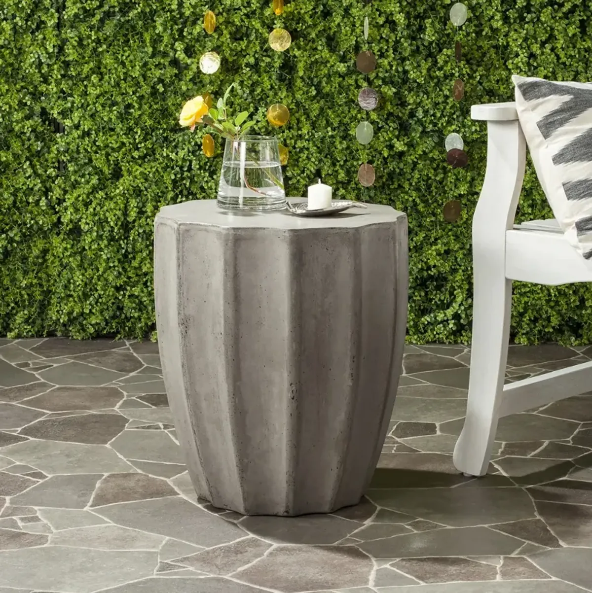 Jaslyn Indoor/outdoor Modern Accent Table