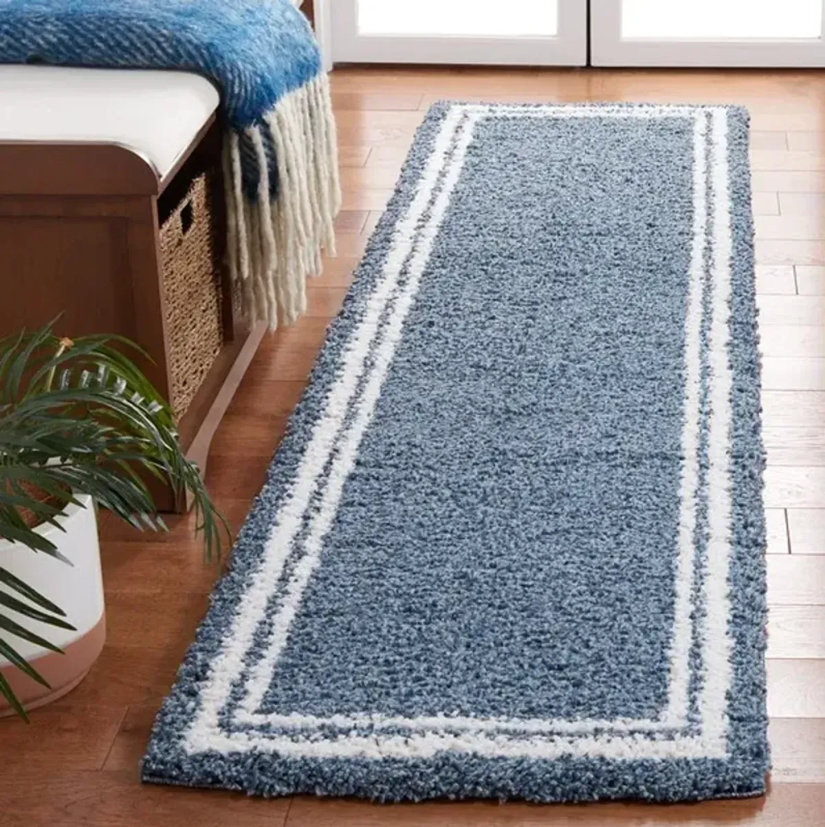 CALICO SHAG 100 2'-2' X 8' Runner Rug