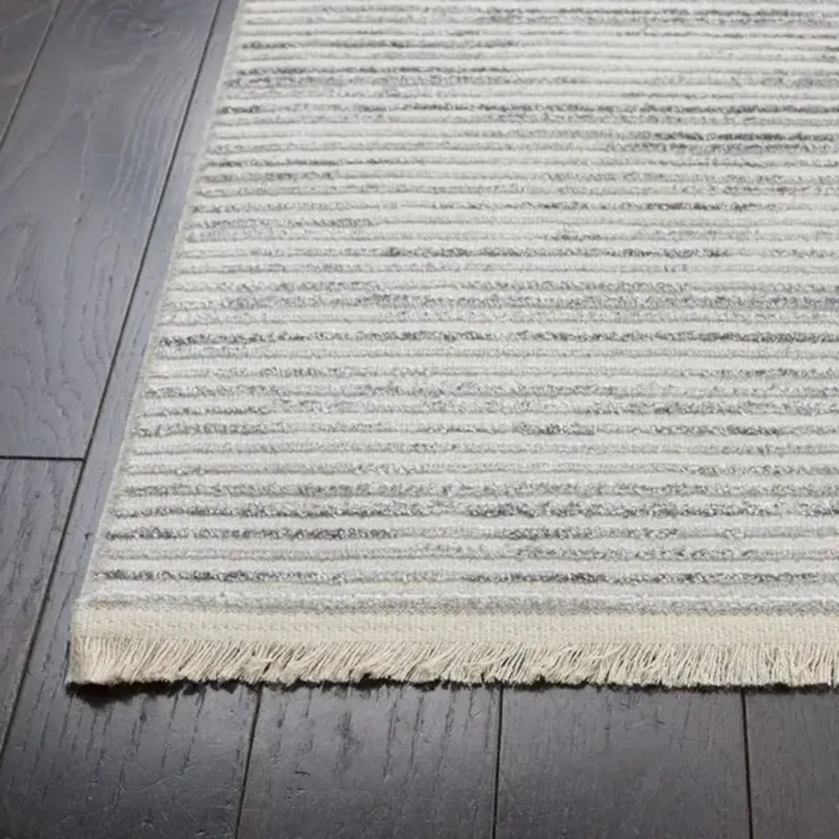 WHISPER 565 Grey  5'-3' X 7'-6' Medium Rectangle Rug