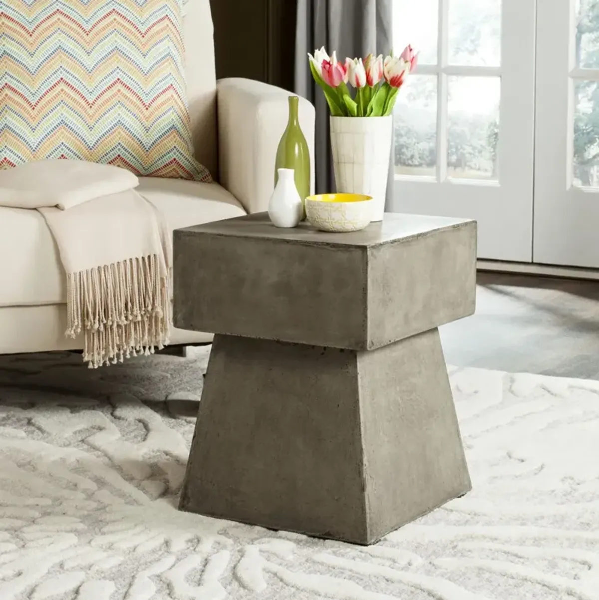 Zen Indoor/Outdoor Mushroom Modern Accent Table