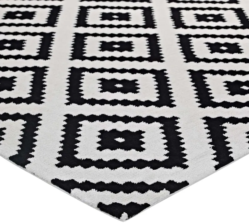 Alika Abstract Diamond Trellis 8x10 Area Rug