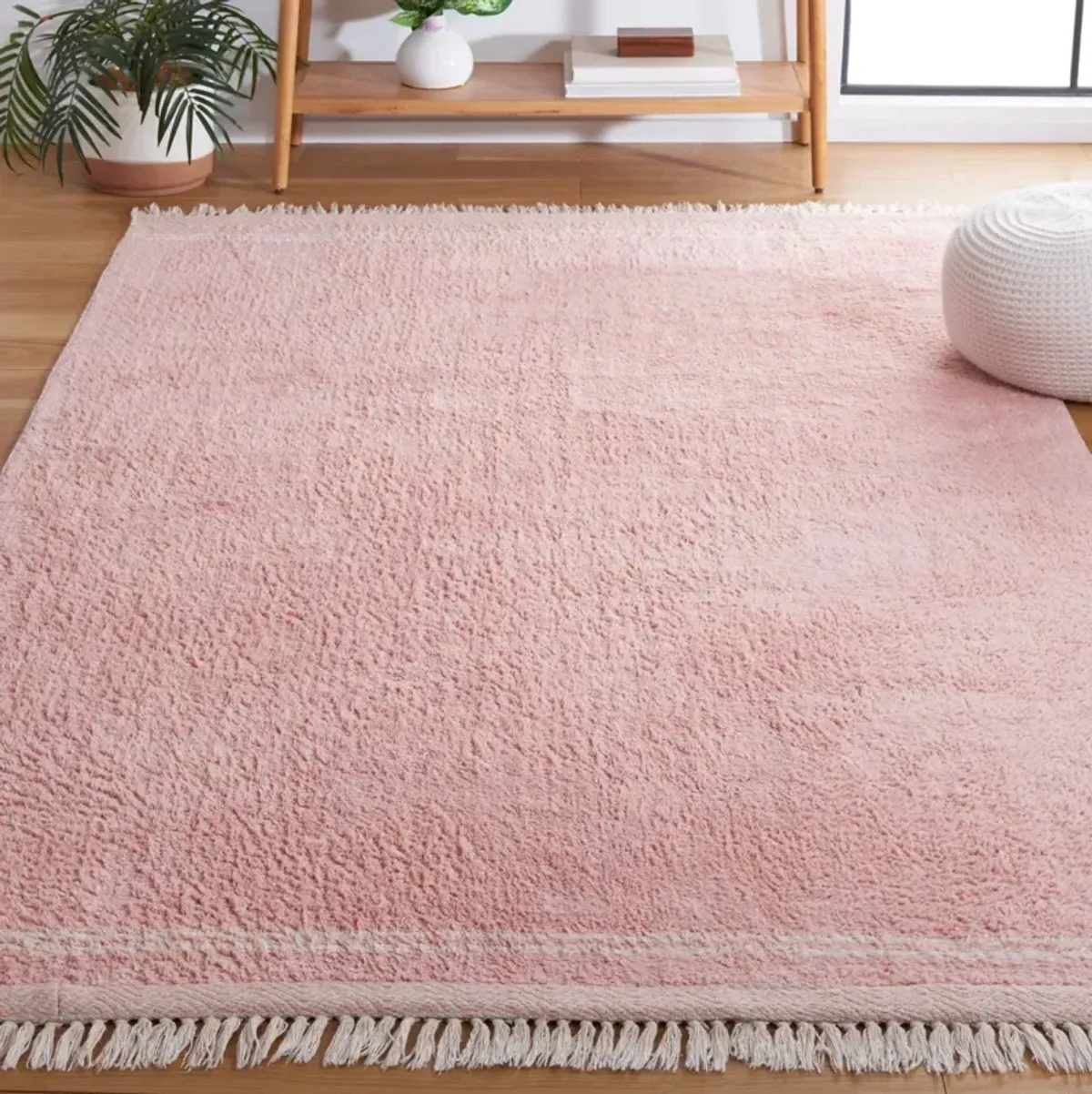 EASY CARE 211 PINK  2' x 3' Accent Rug