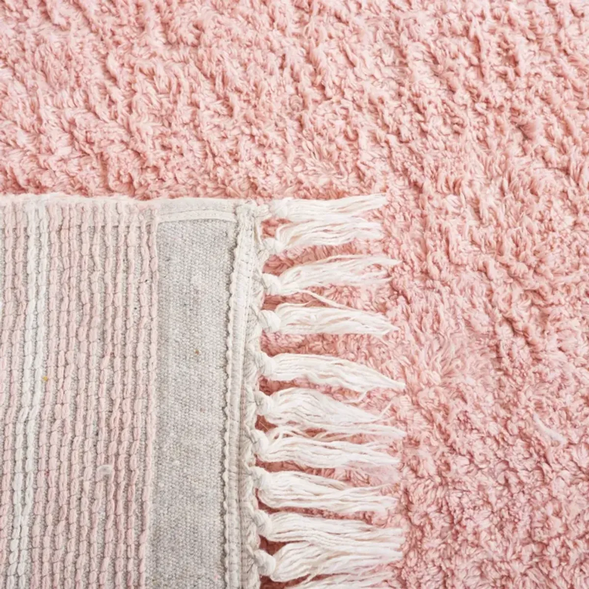 EASY CARE 211 PINK  2' x 3' Accent Rug