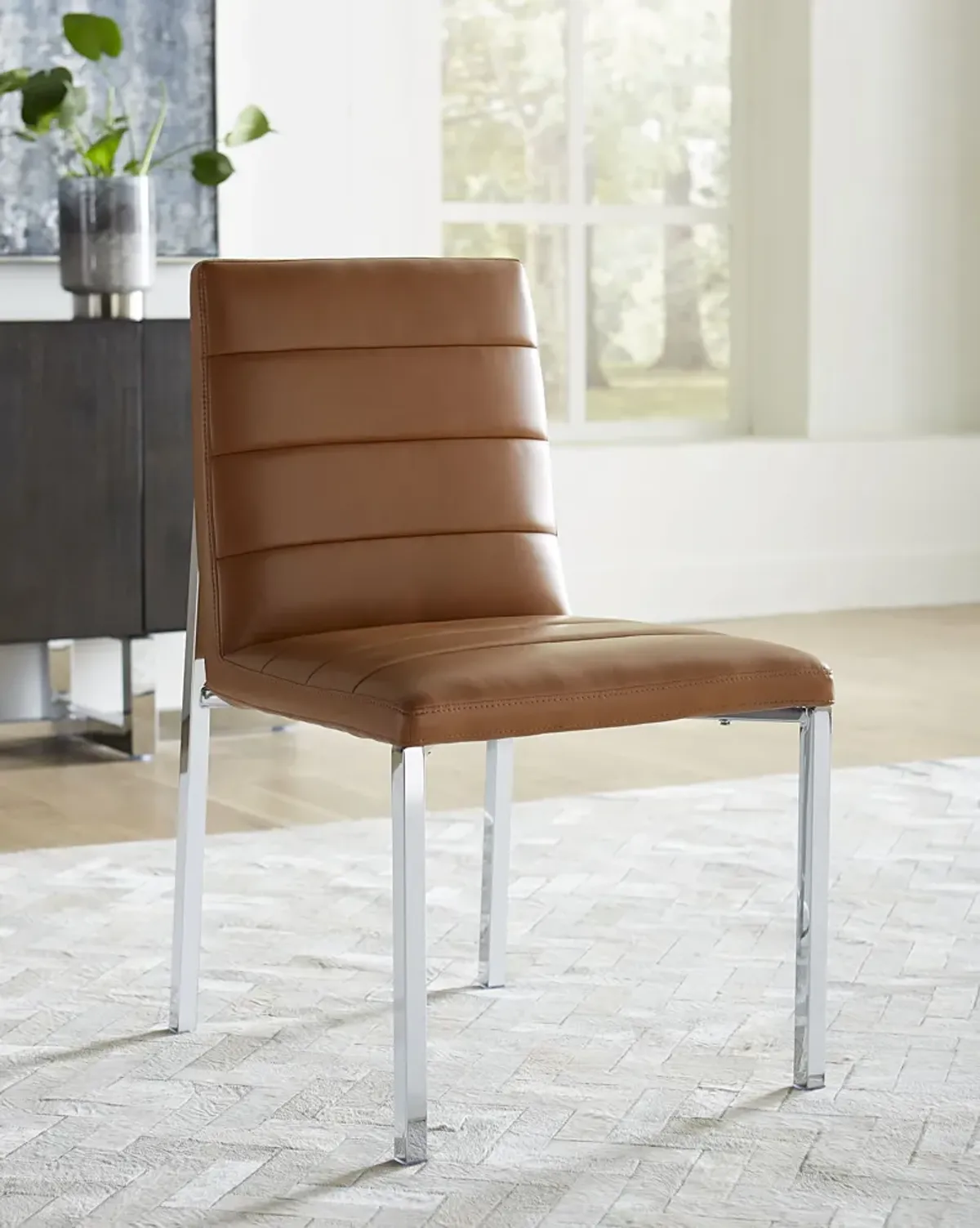 Amalfi Metal Back Chair in Cognac