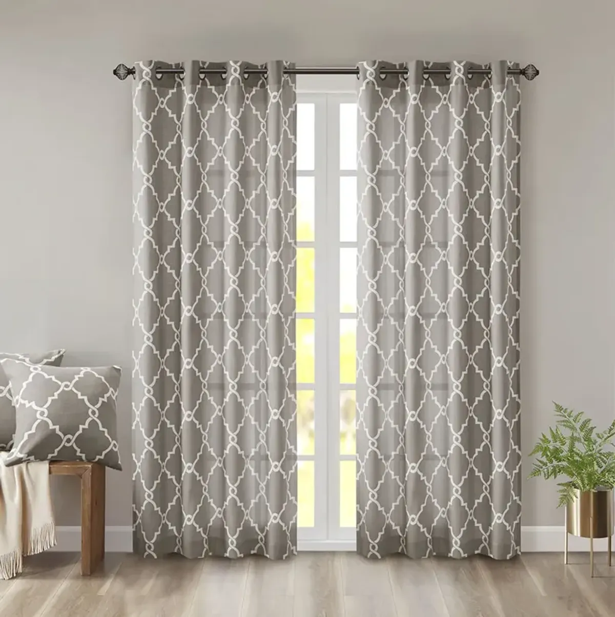 Madison Park Saratoga Grey/White Fretwork Print Grommet Top Window Curtain Panel