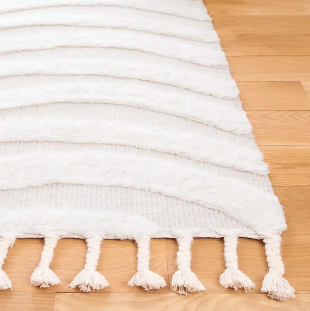 CASABLANCA Hand Woven 4' x 6' area rug