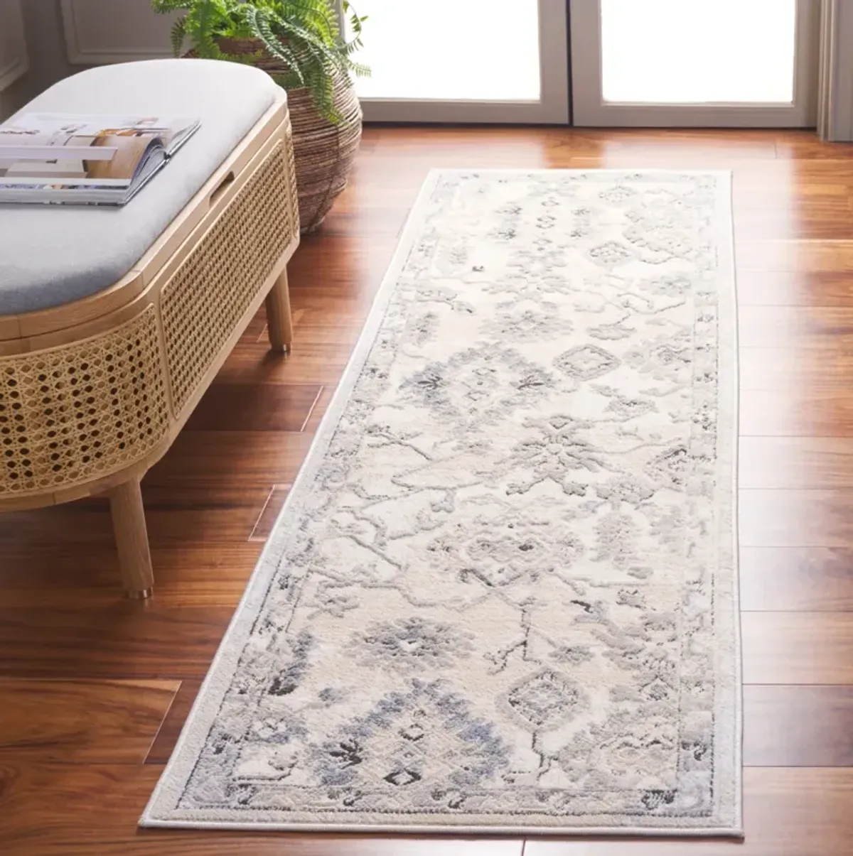 QUINCY 106 IVORY  2'-2' x 8' Runner Rug