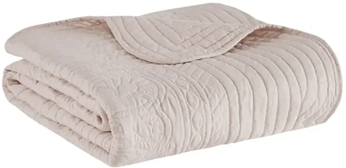 Madison Park Tuscany Blush Oversized Quilted Throw with Scalloped Edges