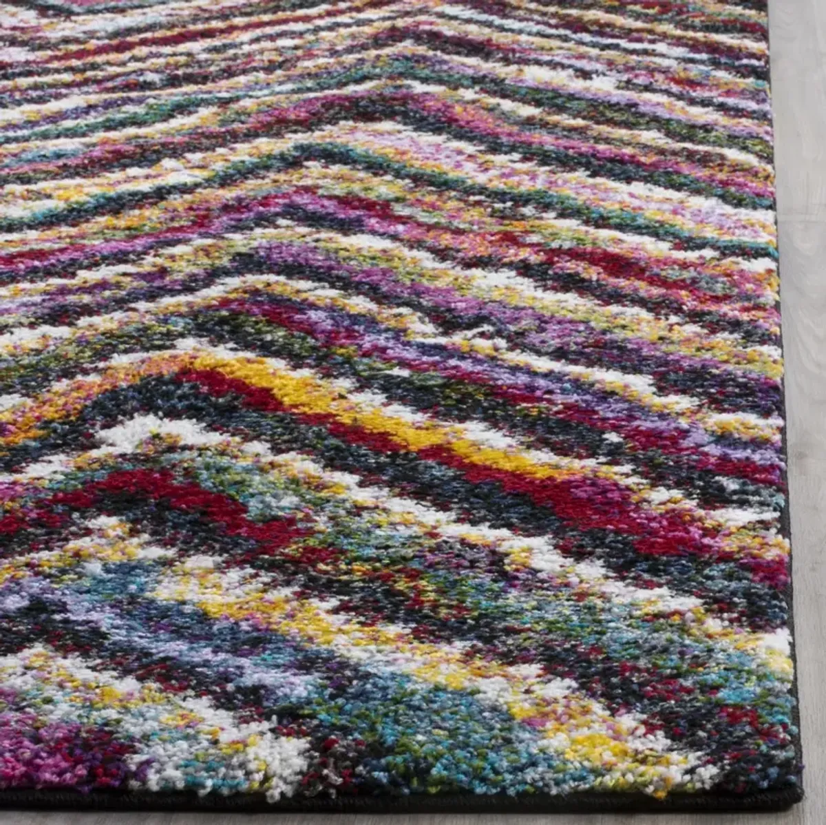 FIESTA SHAG 363 MULTI 2'-3' x 6' Runner Rug