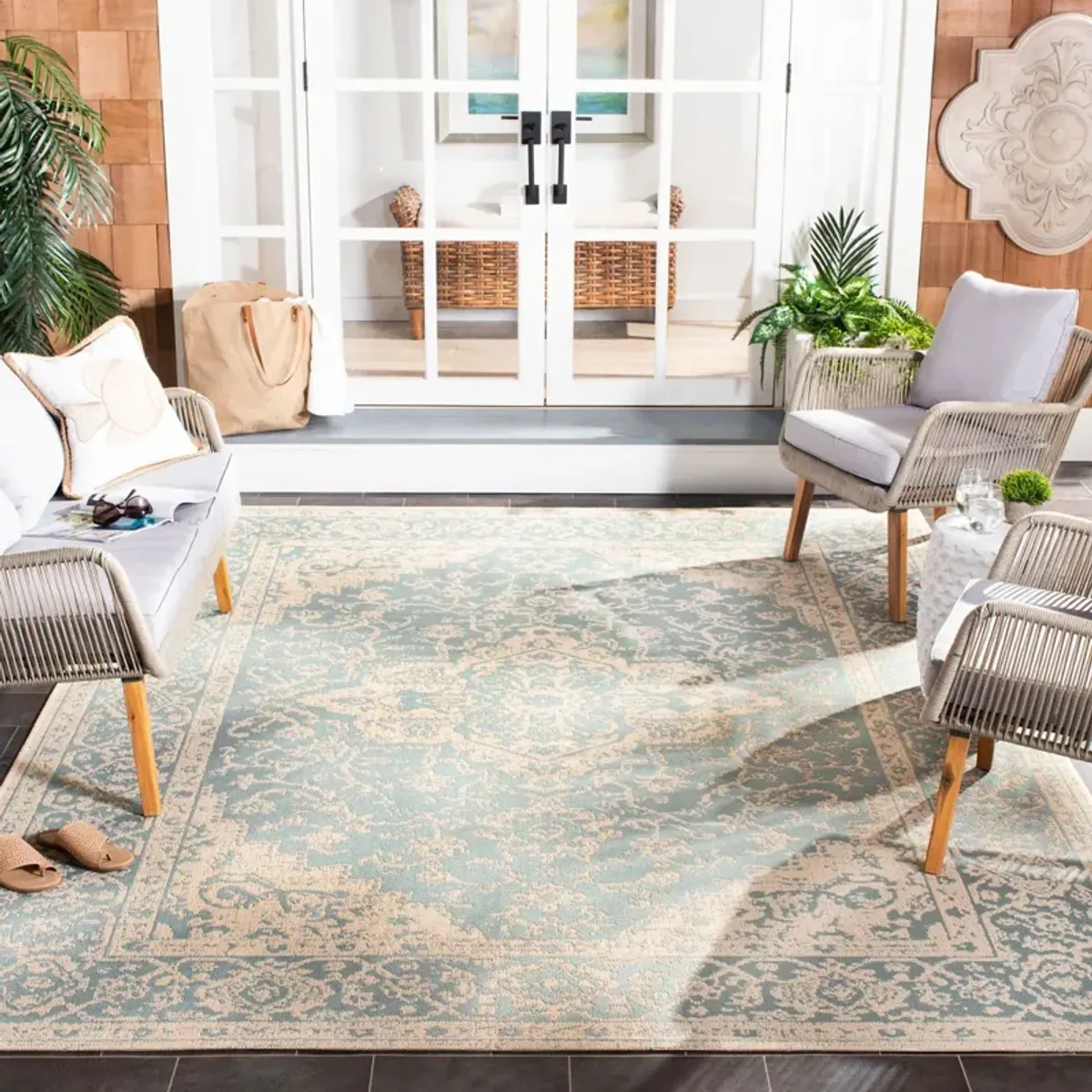 BEACH HOUSE 137 Blue 6'-7' X 9'-2' Medium Rectangle Rug