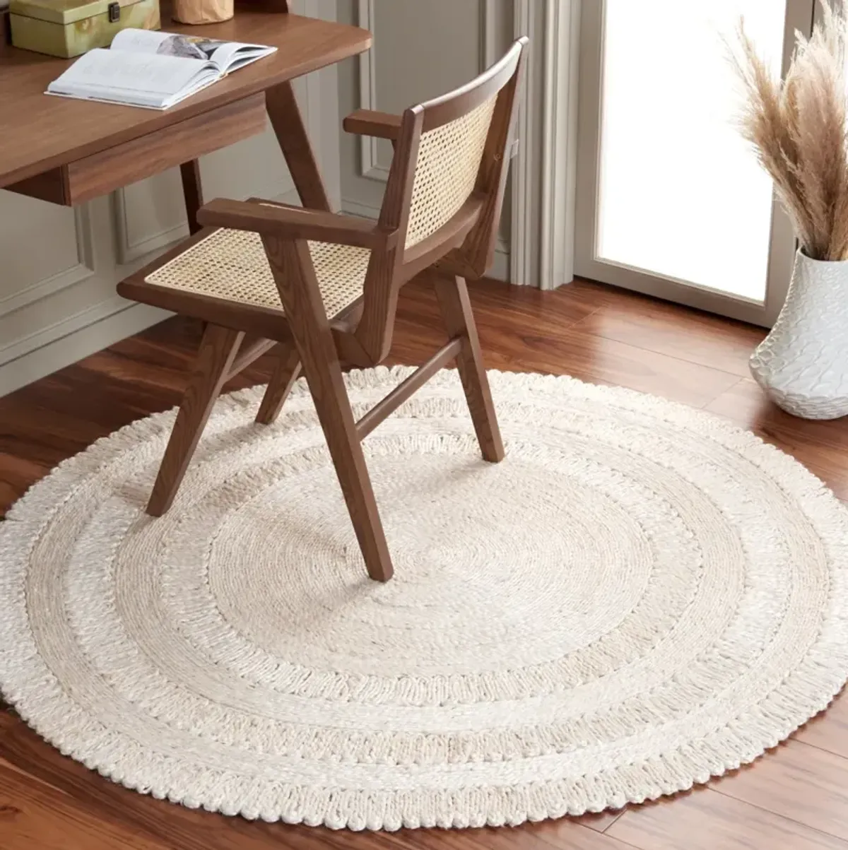 NATURAL FIBER 229 IVORY 5' x 5' Round Round Rug