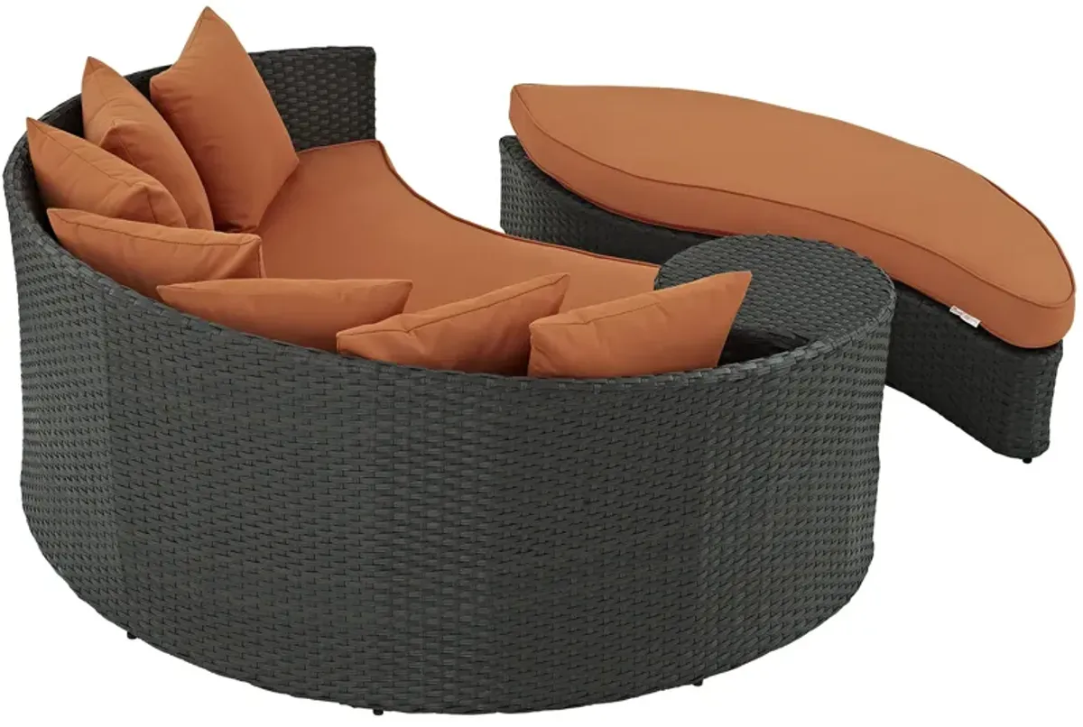 Sojourn Outdoor Patio Sunbrella® Daybed