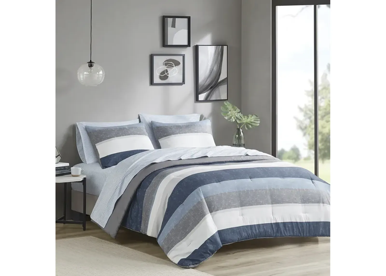 Madison Park Essentials Jaxon Blue/Grey Comforter Set with Bed Sheets