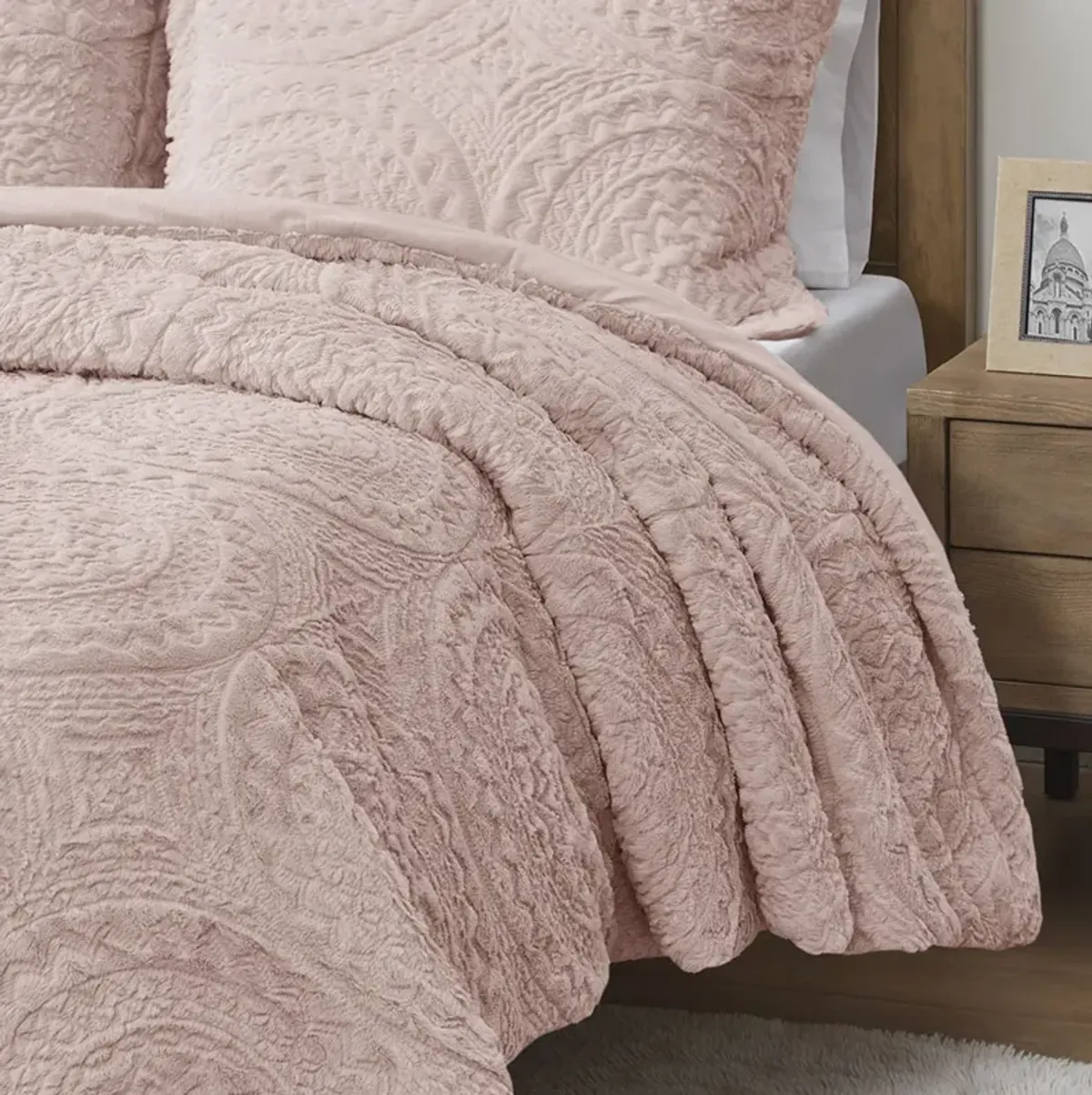 Madison Park Arya Blush Embroidered Medallion Faux Fur Ultra Plush Comforter Mini Set