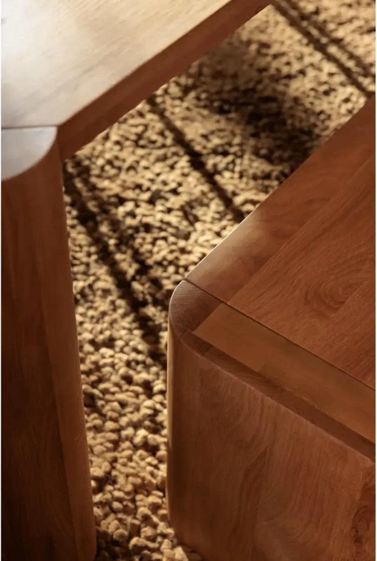 POST DINING BENCH SMALL