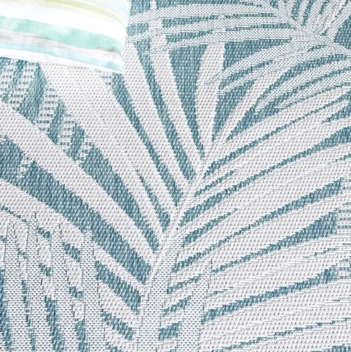 BEACH HOUSE 264 AQUA  2'-2' x 8' Runner Rug