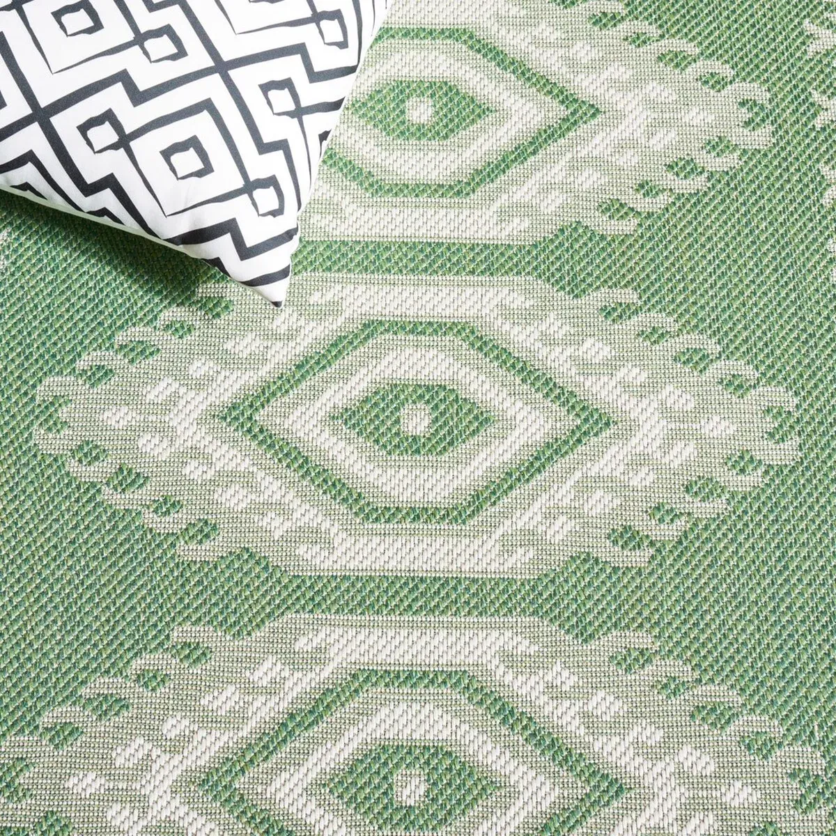 BERMUDA  827 Green 6'-7' X 6'-7' Square Square Rug