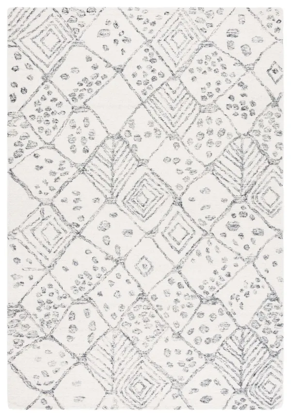 EBONY Hand Tufted 4' x 6' area rug