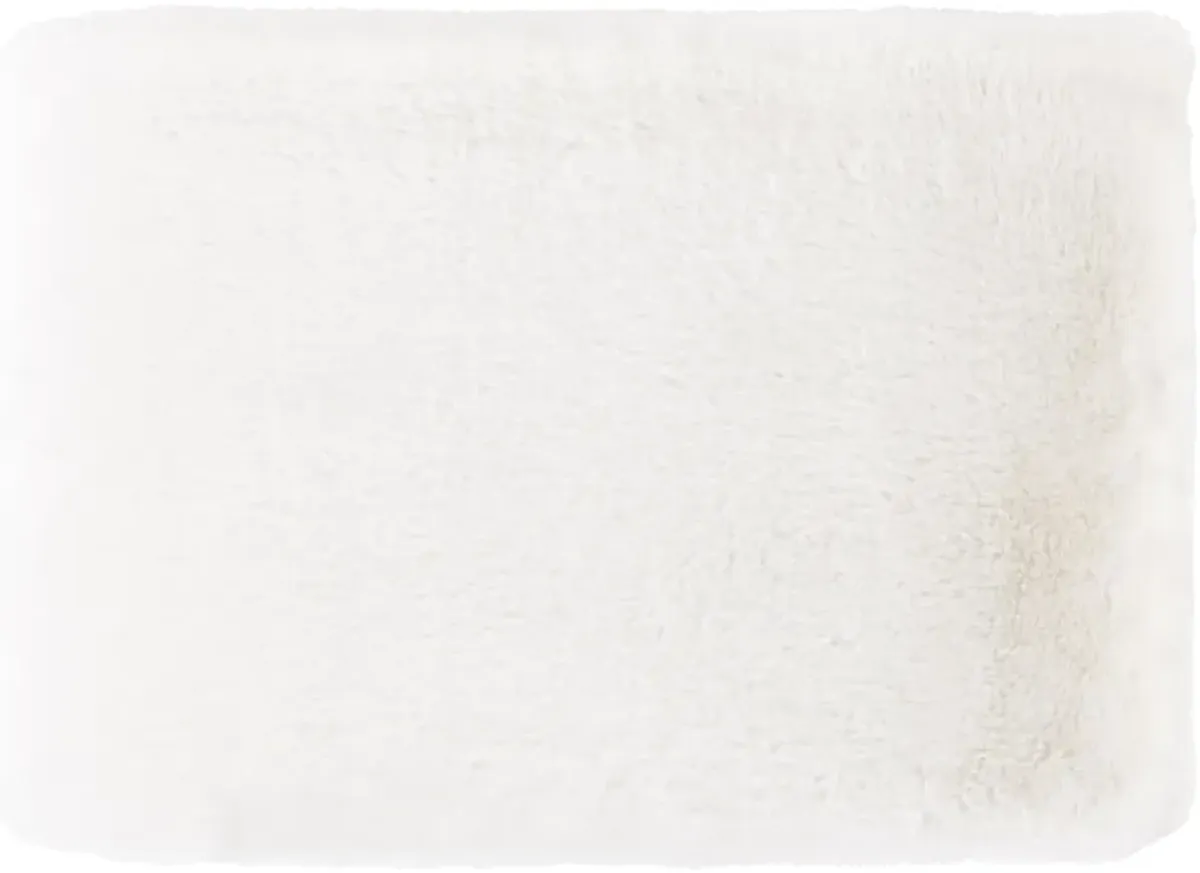 Lapalapa 50"x60" Throw