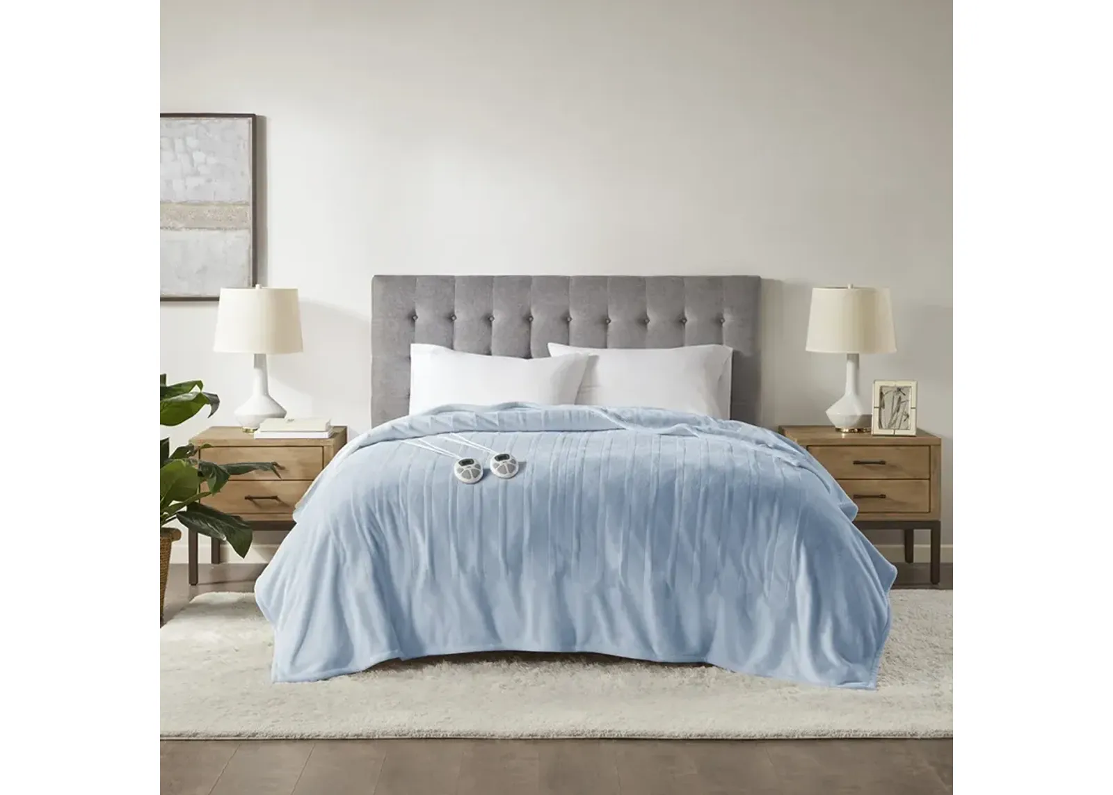 Serta Plush Heated Light Blue Blanket