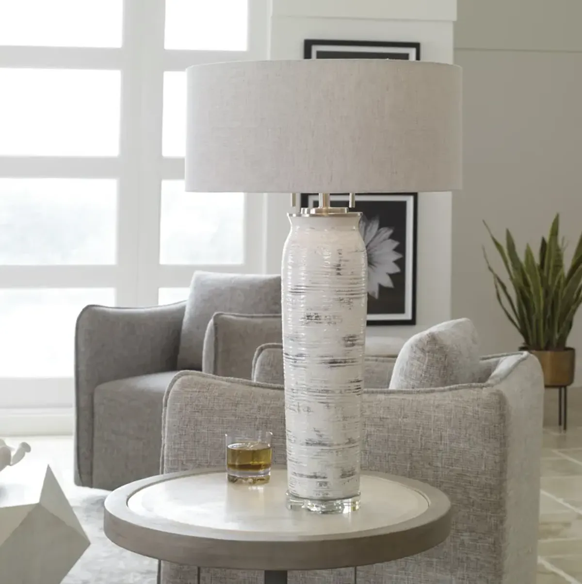 Lenta White Table Lamp