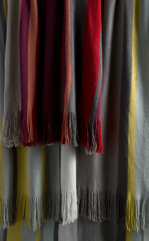 Topanga TPG-1001 50"W x 60"L Throw