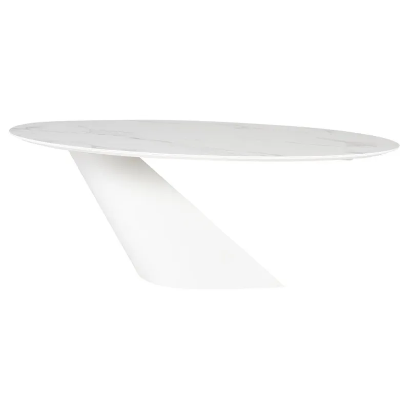 OBLO DINING TABLE