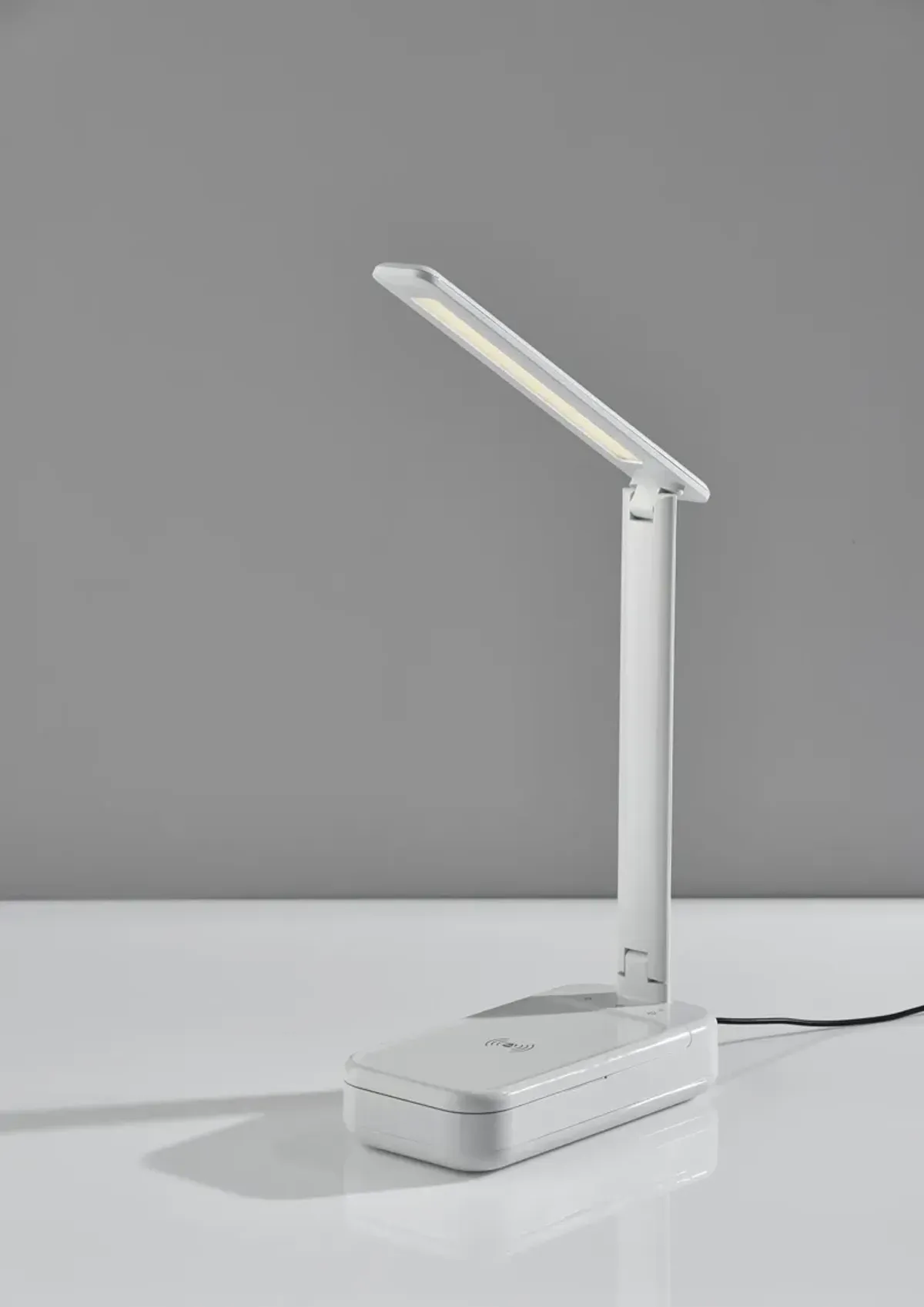 UV-C Sanitizing Desk Lamp w. Wireless Charging & Smart Switch