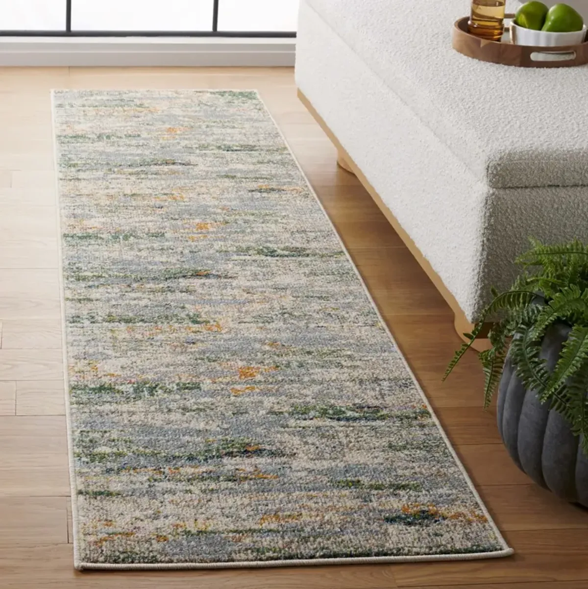 MADISON 419 GREEN  2'-2' x 8' Runner Rug